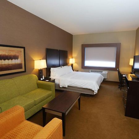 Creekside Hotel & Suites Кениънвил Екстериор снимка